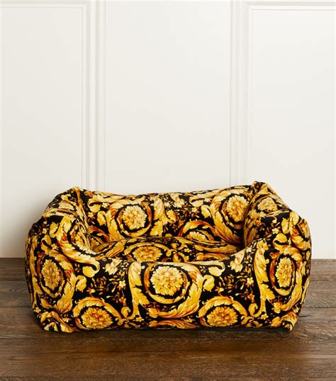 prints the dog versace|Versace Barocco Print Dog Bed .